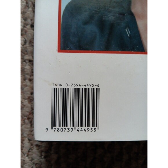 Trace  by Patricia Cornwell Large Print HCDJ 2004 Scarpetta Novel - Picture 3 of 16